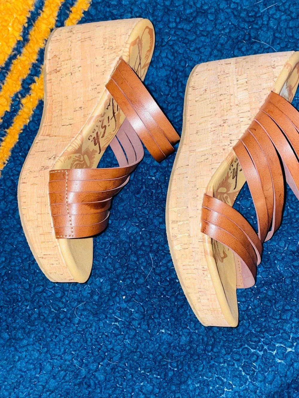 Blowfish size 8 Classic Tan Leather Strappy Slide Sandals - Women